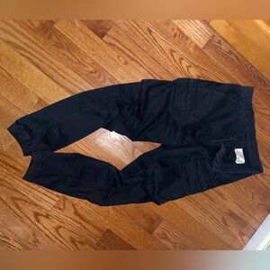 Uniqlo cargo jogger pants black size medium (30-33 inch waist)